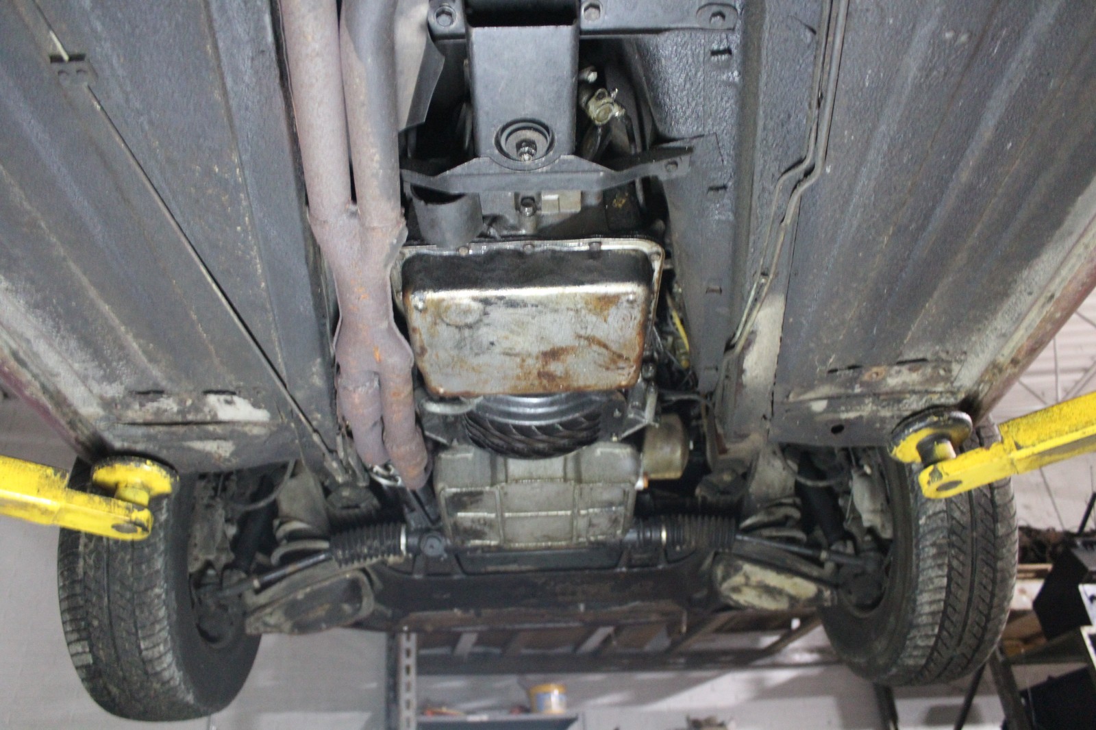 Jaguar-XJ6-1972-Sedan-30