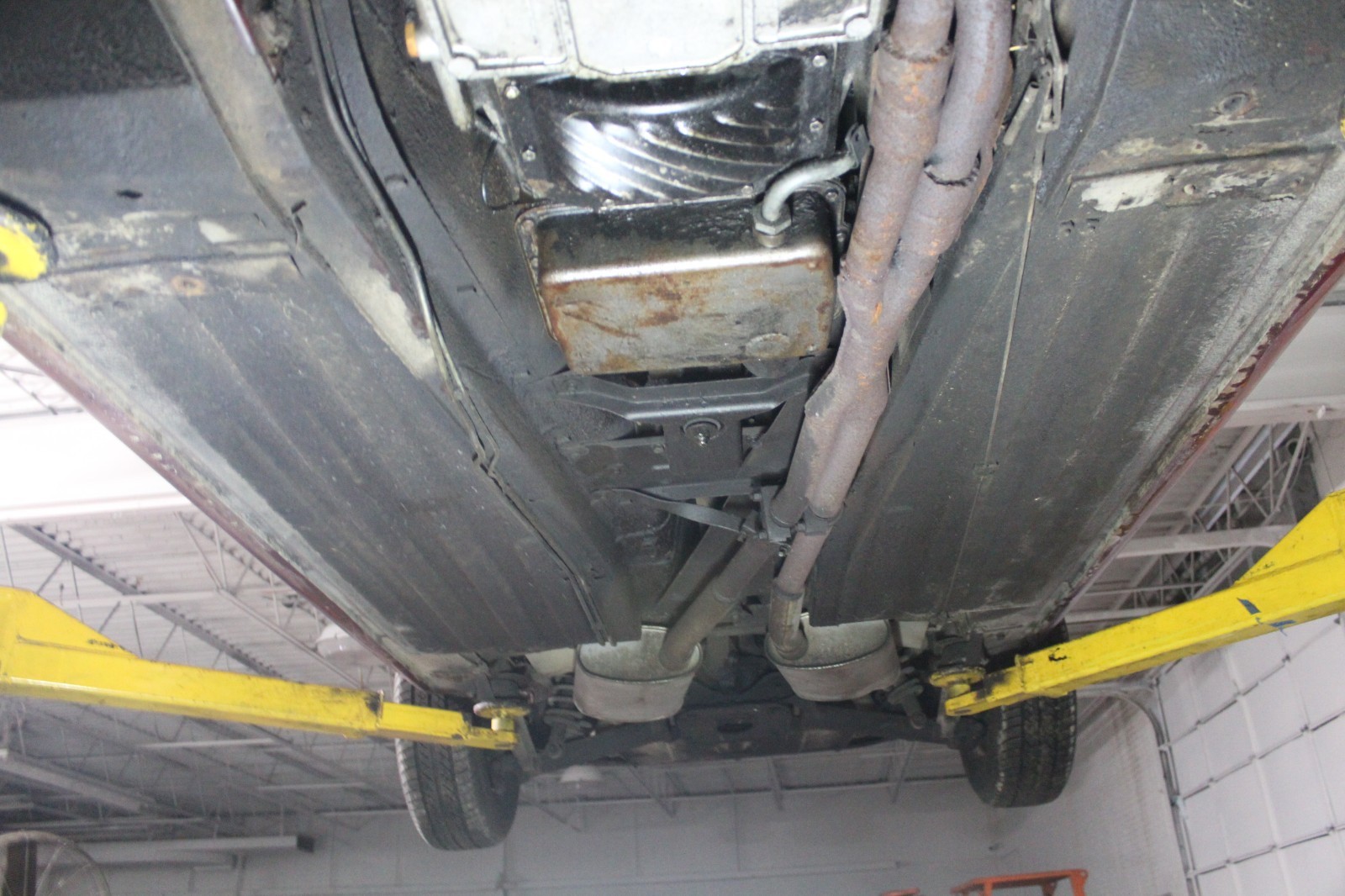 Jaguar-XJ6-1972-Sedan-32