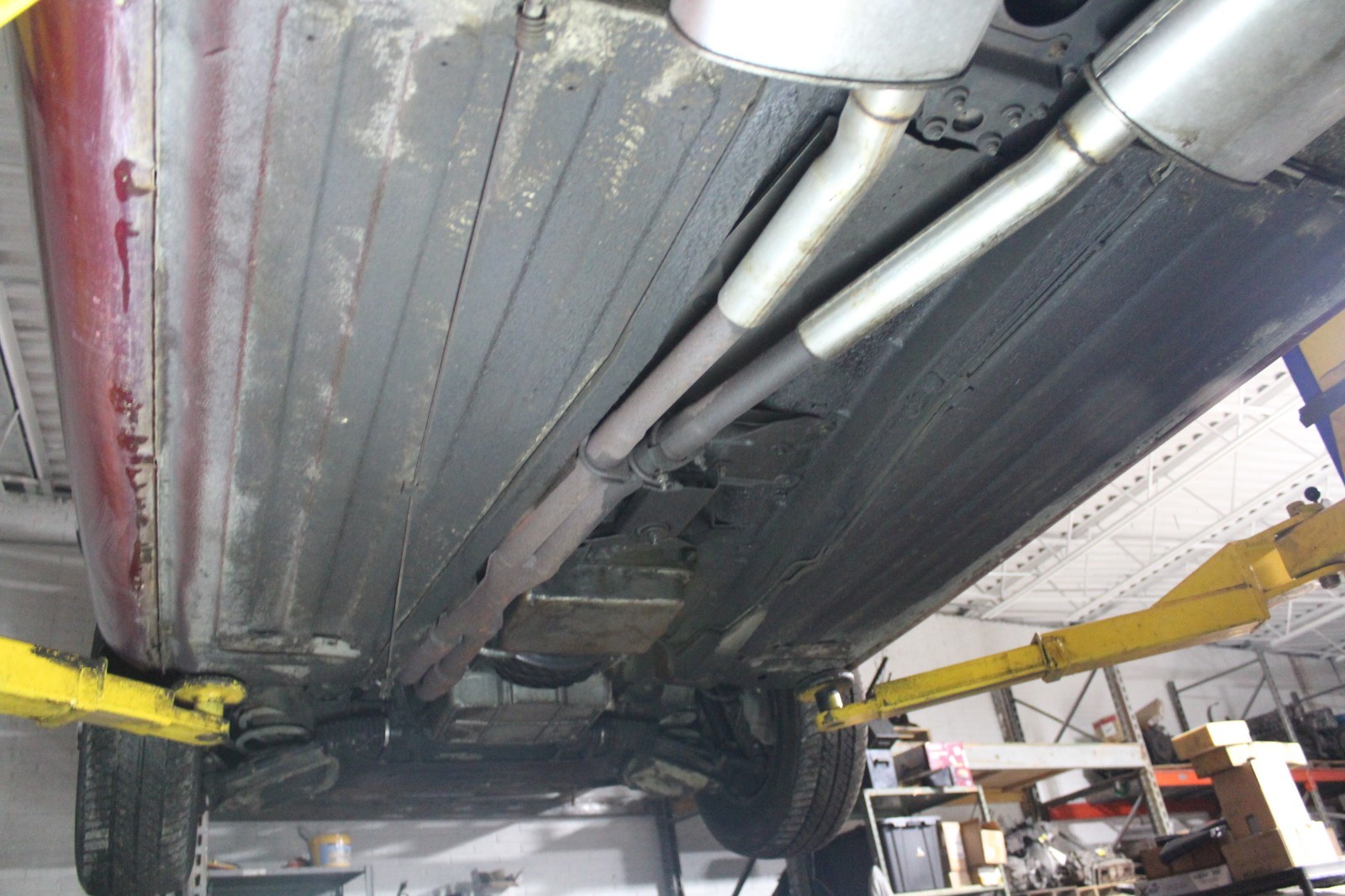 Jaguar-XJ6-1972-Sedan-36