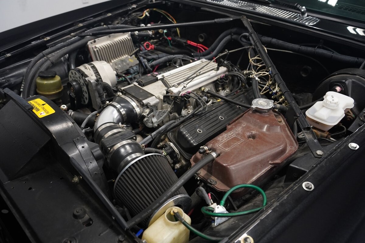 Jaguar-XJ6-1983-Sedan-38