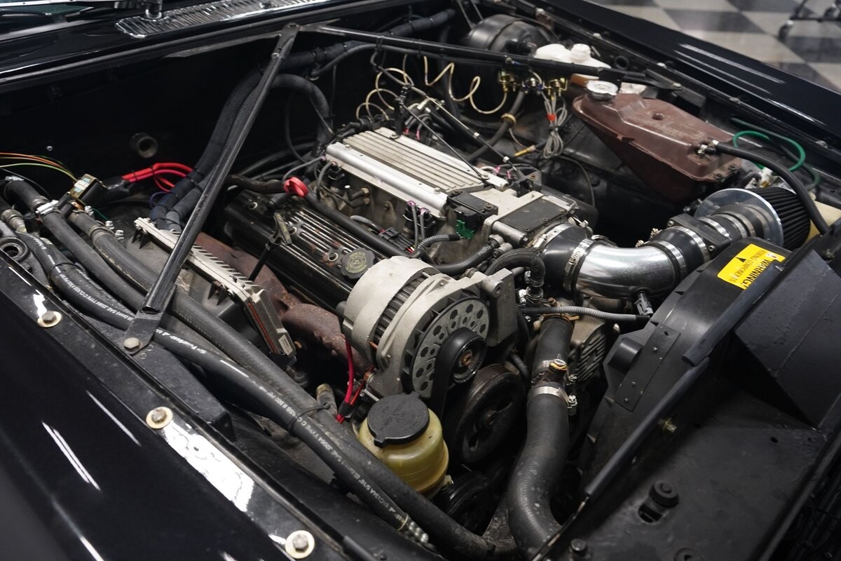 Jaguar-XJ6-1983-Sedan-4