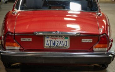 Jaguar-XJ6-1987-Sedan-19