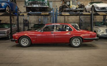 Jaguar-XJ6-1987-Sedan-2