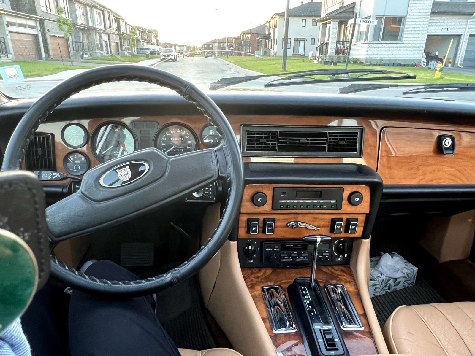 Jaguar-XJ6-1987-Sedan-20