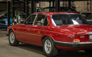 Jaguar-XJ6-1987-Sedan-22