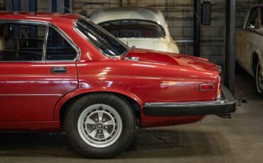 Jaguar-XJ6-1987-Sedan-3