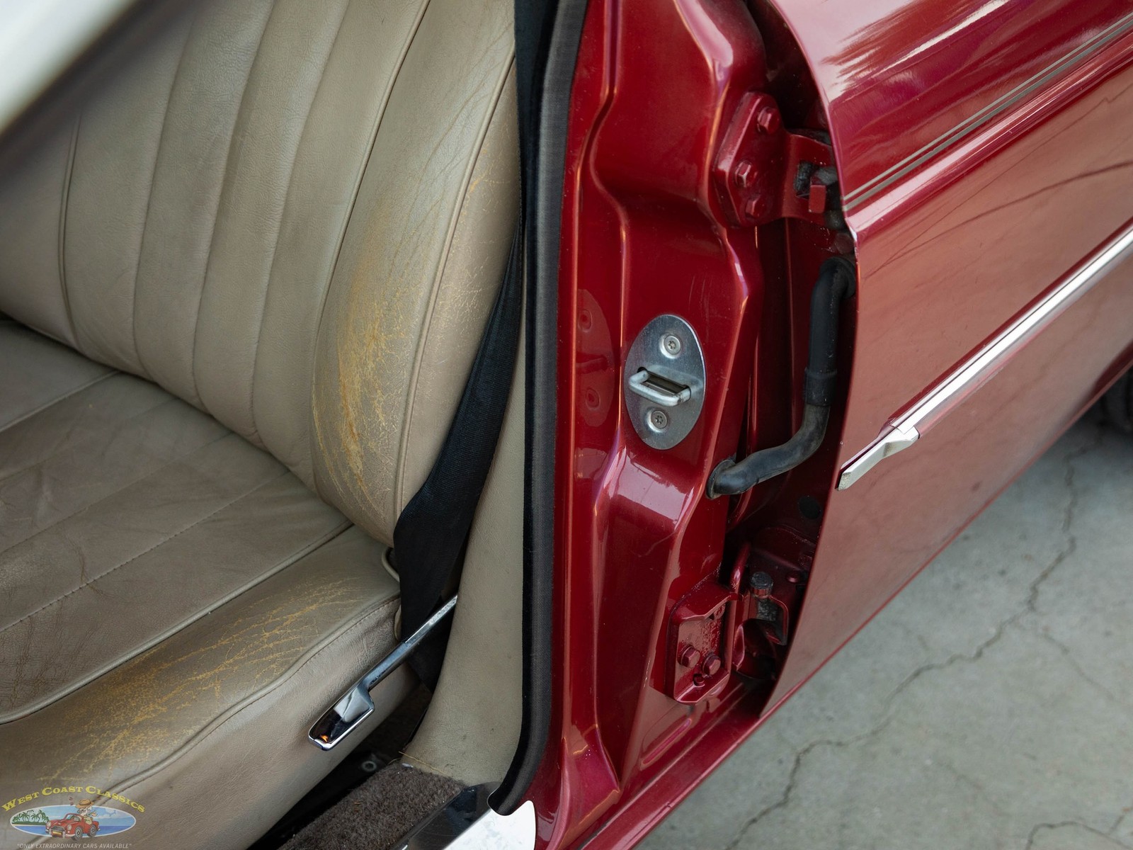 Jaguar-XJ6-1987-Sedan-30