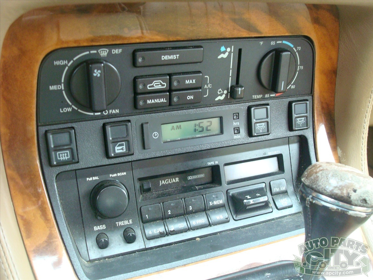 Jaguar-XJ6-1993-Sedan-5