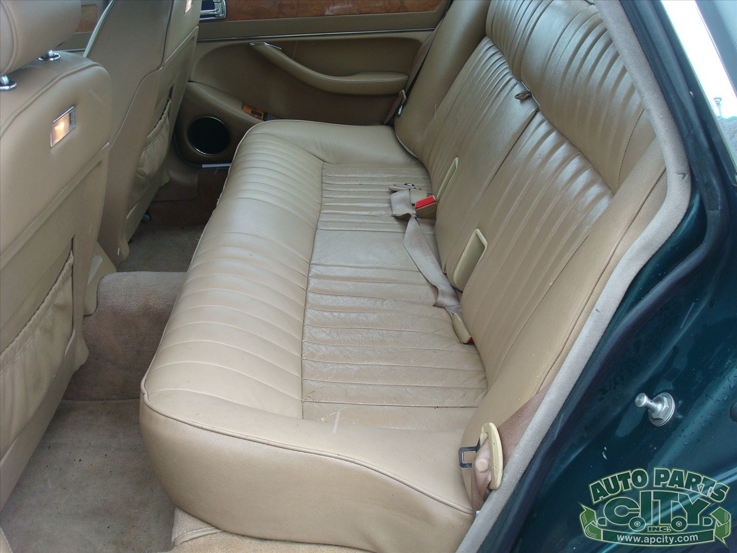 Jaguar-XJ6-1993-Sedan-9