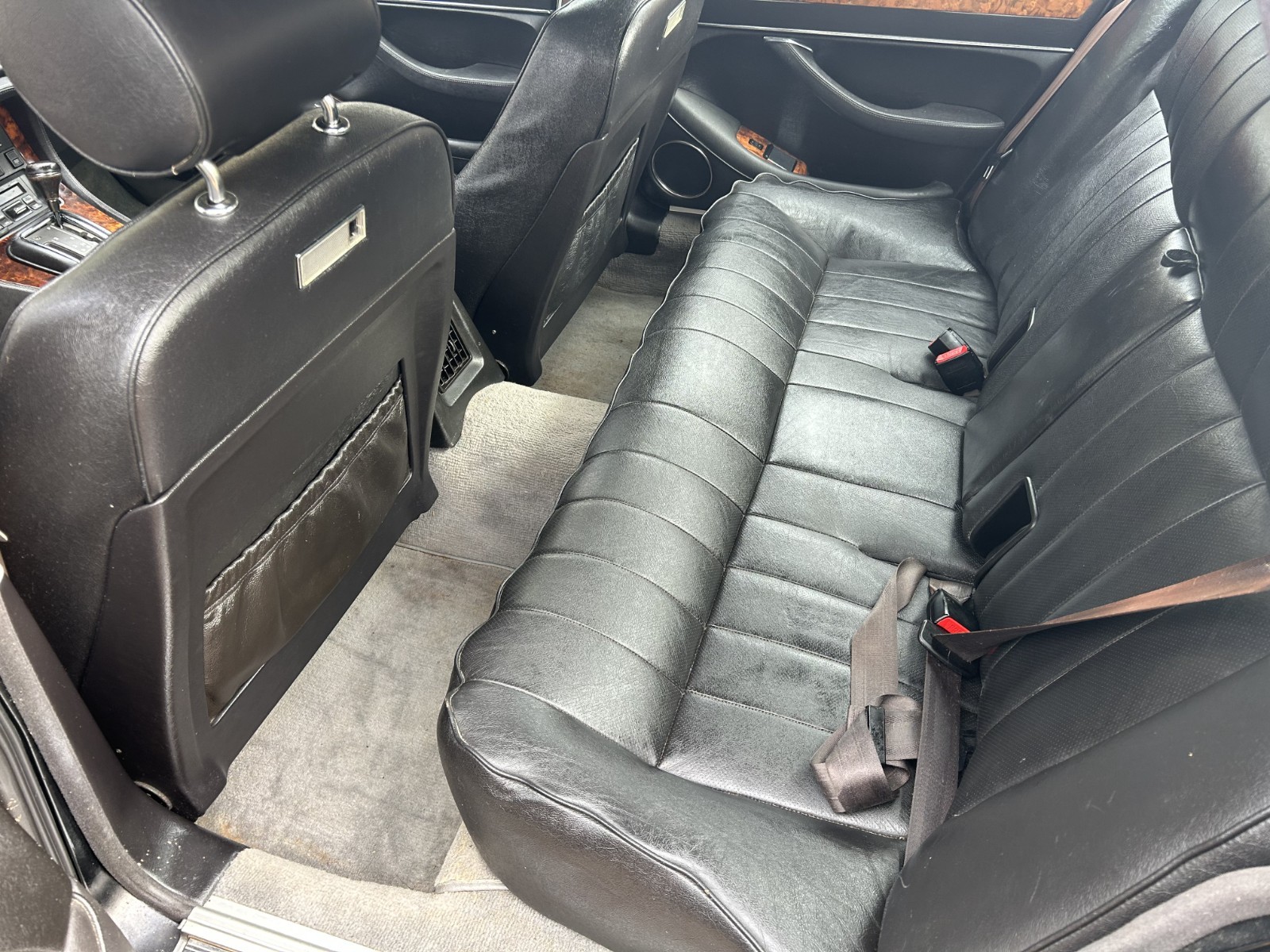 Jaguar-XJ6-1994-Sedan-5