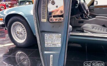 Jaguar-XJS-1990-Convertible-25