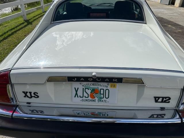 Jaguar-XJS-1990-Coupe-11