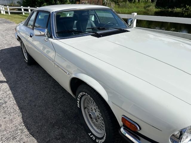 Jaguar-XJS-1990-Coupe-8