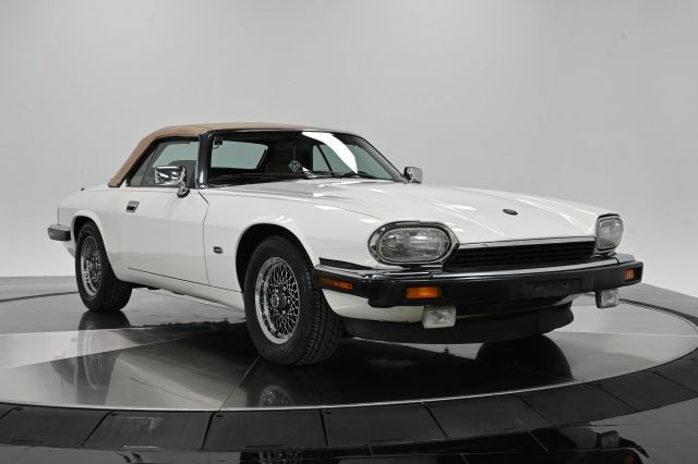 Jaguar-XJS-1993-Convertible-11