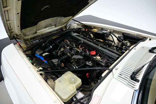 Jaguar-XJS-1993-Convertible-26