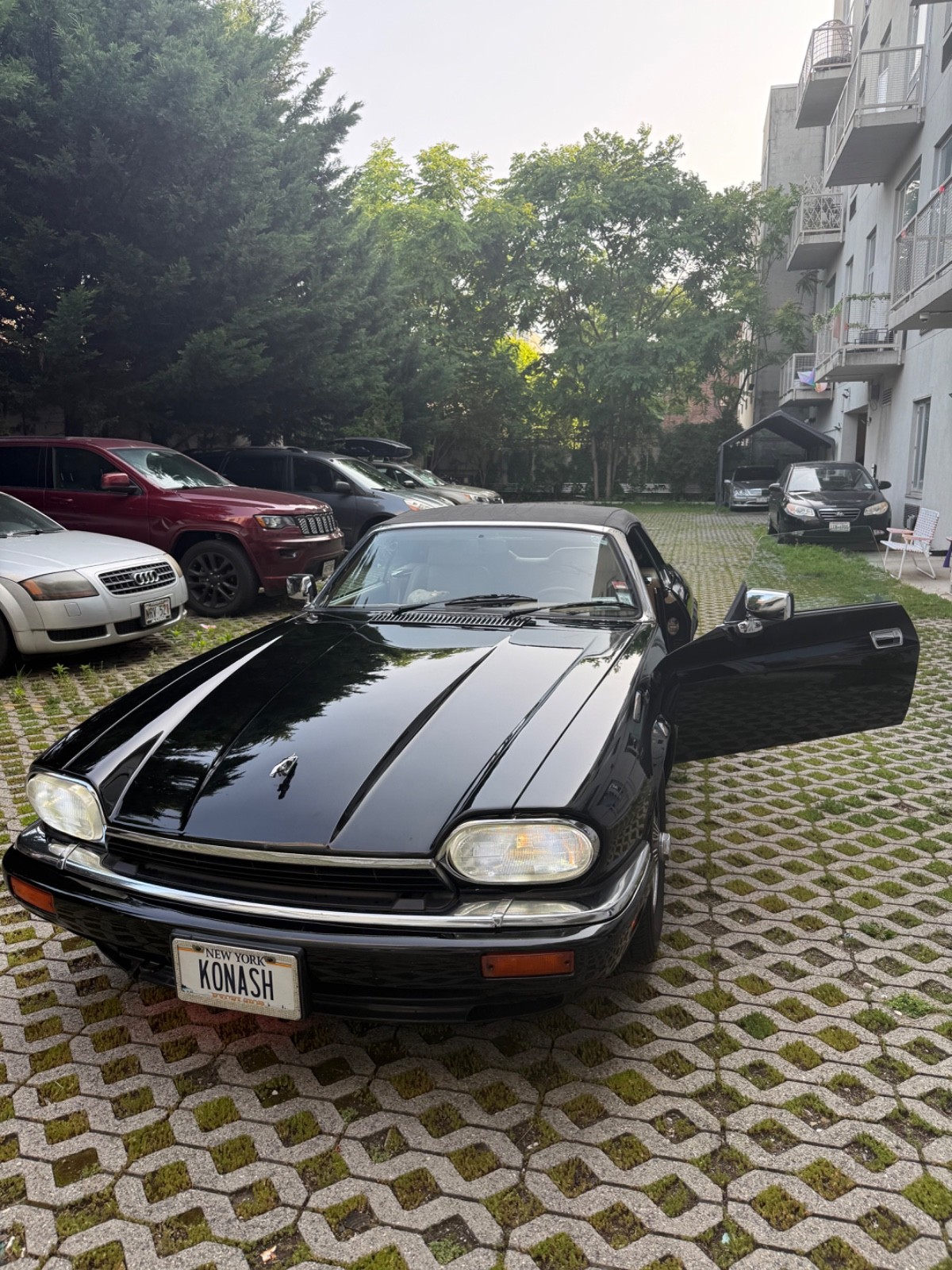 Jaguar-XJS-1994-Convertible-8