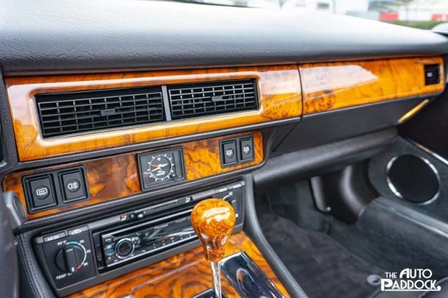 Jaguar-XJS-1995-Convertible-18