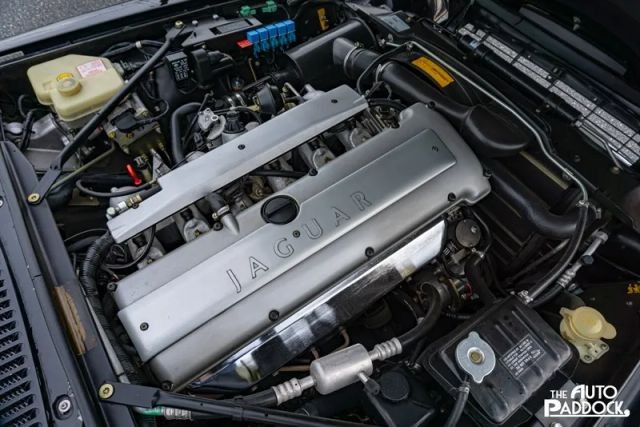 Jaguar-XJS-1995-Convertible-27