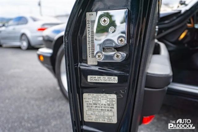 Jaguar-XJS-1995-Convertible-32