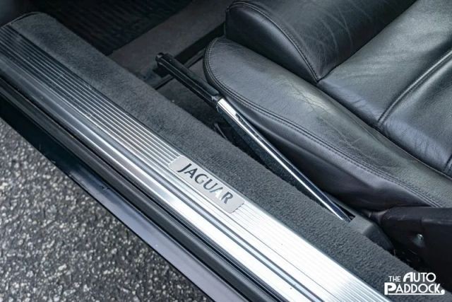 Jaguar-XJS-1995-Convertible-33
