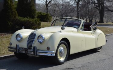 Jaguar-XK-1957-Convertible-2