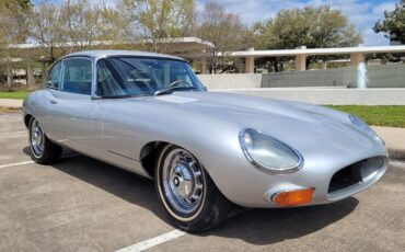 Jaguar-XKE-1969-Classic-Car-13