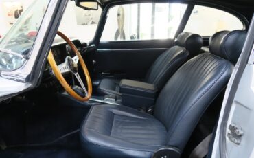 Jaguar-XKE-1969-Classic-Car-19