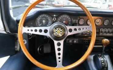 Jaguar-XKE-1969-Classic-Car-22