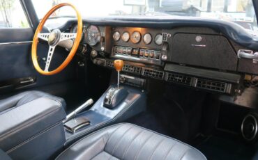 Jaguar-XKE-1969-Classic-Car-32