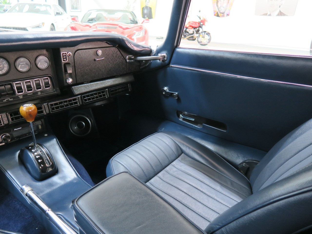 Jaguar-XKE-1969-Classic-Car-34