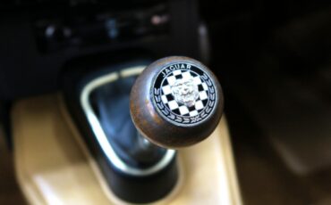 Jaguar-XKE-1971-Classic-Car-35