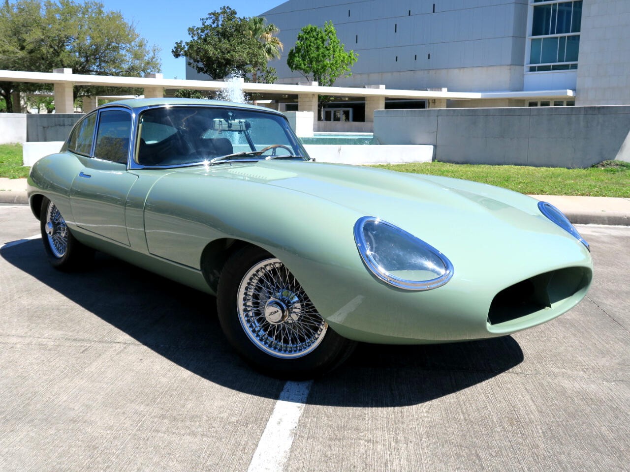 Jaguar XKE 1971 Classic Car