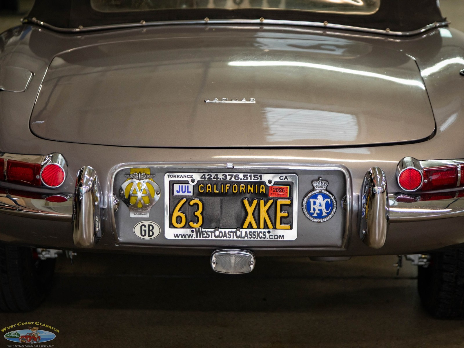 Jaguar-XKE-E-Type-Series-I-ELECTRIC-Roadster-1963-2-Door-Convertible-19