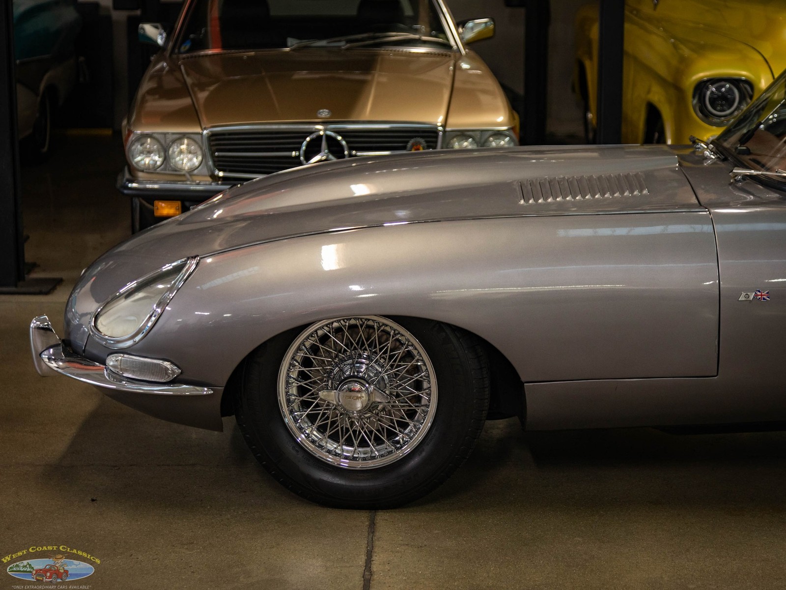 Jaguar-XKE-E-Type-Series-I-ELECTRIC-Roadster-1963-2-Door-Convertible-4