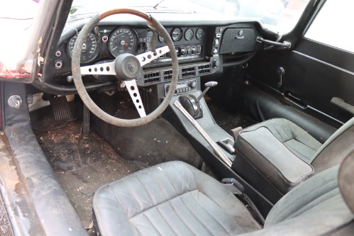 Jaguar-Xke-1972-Burgundy-Black-4