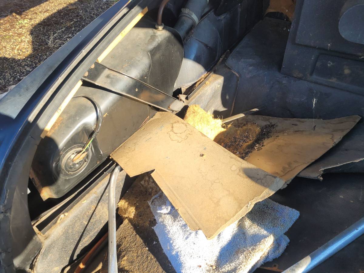 Jaguar-mkx420-1966-blue-14