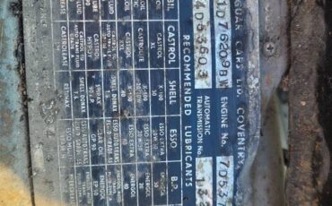 Jaguar-mkx420-1966-blue-19