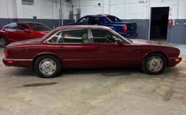 Jaguar-xj-series-sedan-1996-custom-5