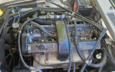 Jaguar-xj6-1974-white-14