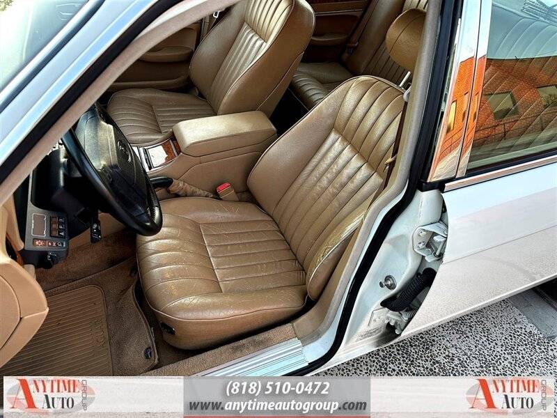 Jaguar-xj6-1993-white-13