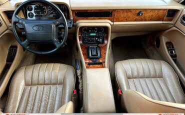 Jaguar-xj6-1993-white-33