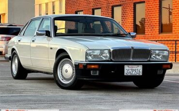 Jaguar-xj6-1993-white