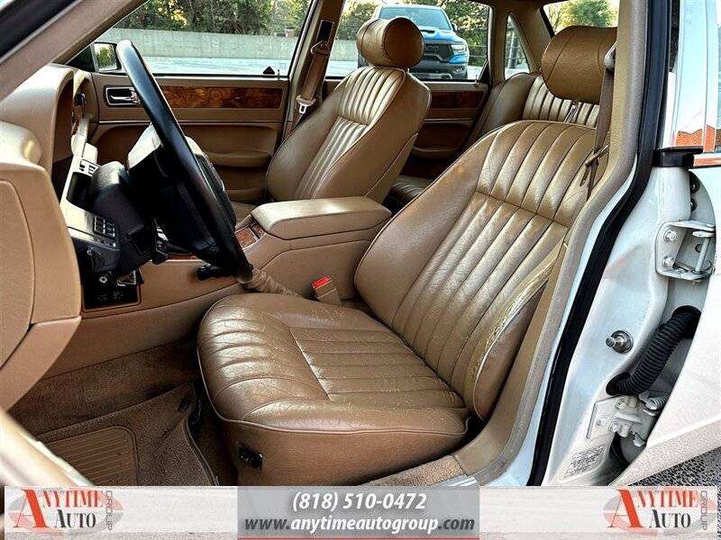 Jaguar-xj6-1993-white-38