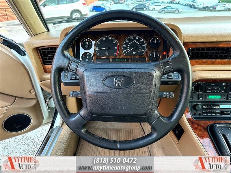 Jaguar-xj6-1993-white-42