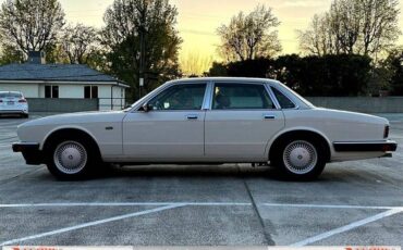 Jaguar-xj6-1993-white-5