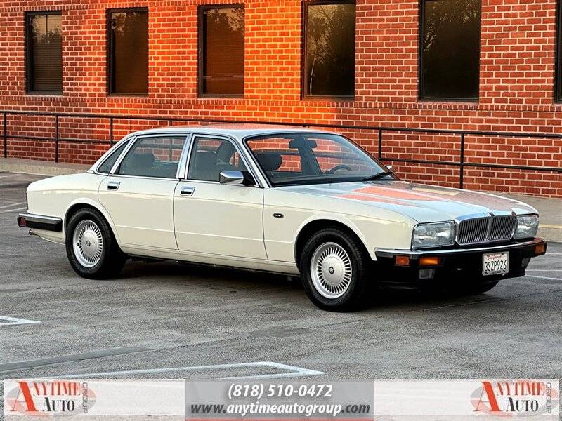 Jaguar-xj6-1993-white-8