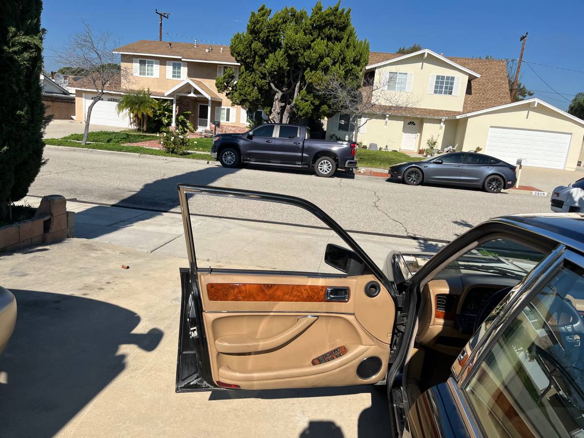 Jaguar-xj6-1994-black-11