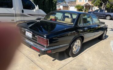 Jaguar-xj6-1994-black-2