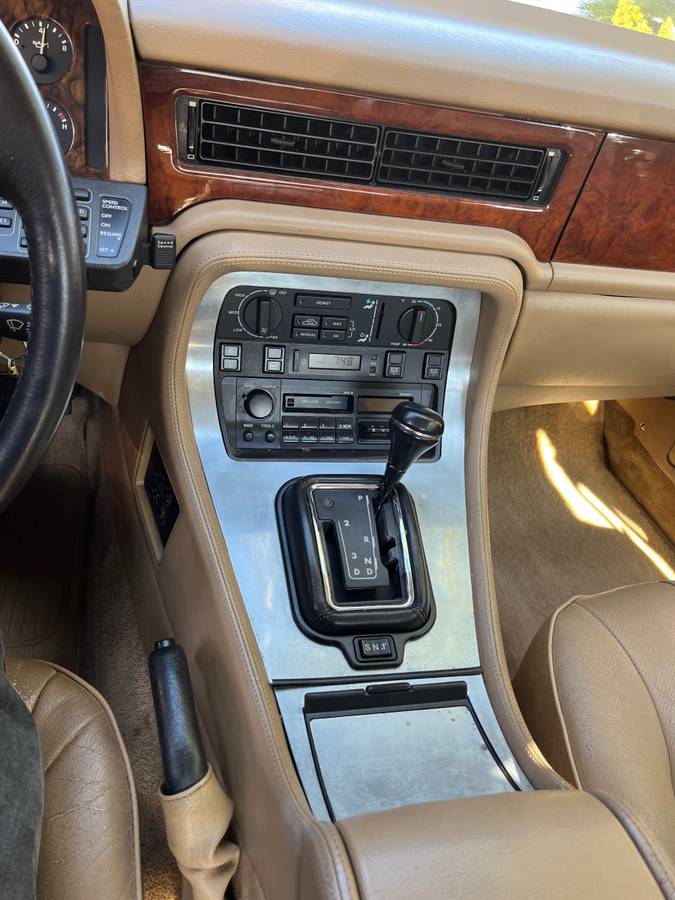 Jaguar-xj6-1994-black-5