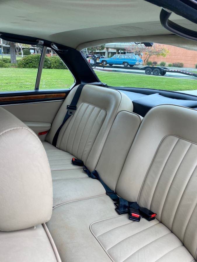 Jaguar-xj6-vanden-plas-1985-black-10